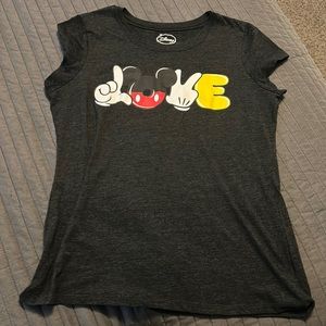 Disney size XL (15/17) grey tee